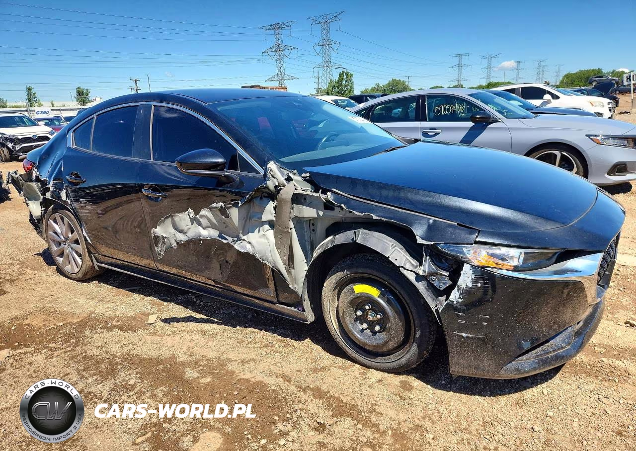 2019 Mazda 3 Preferred Plus VIN:JM1BPACL9K1110686 - 4