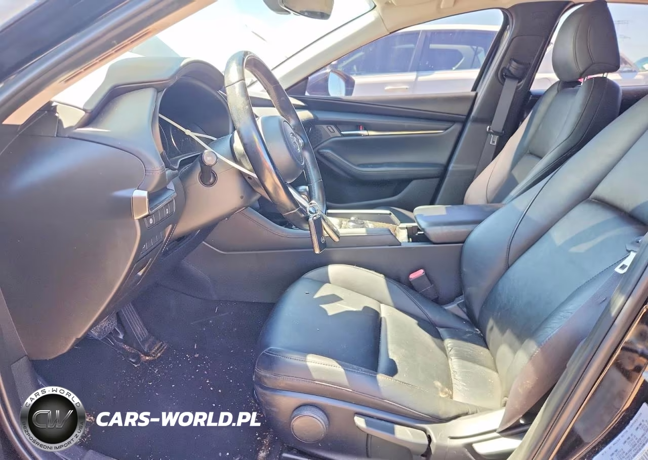 2019 Mazda 3 Preferred Plus VIN:JM1BPACL9K1110686 - 7
