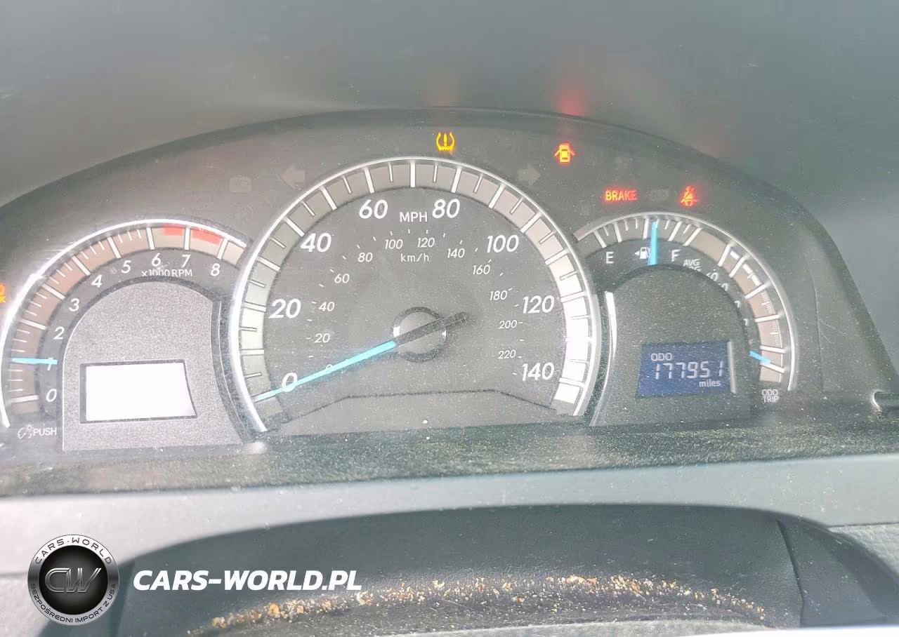 2014 Toyota Camry Se VIN:4T1BF1FKXEU784141 - 9
