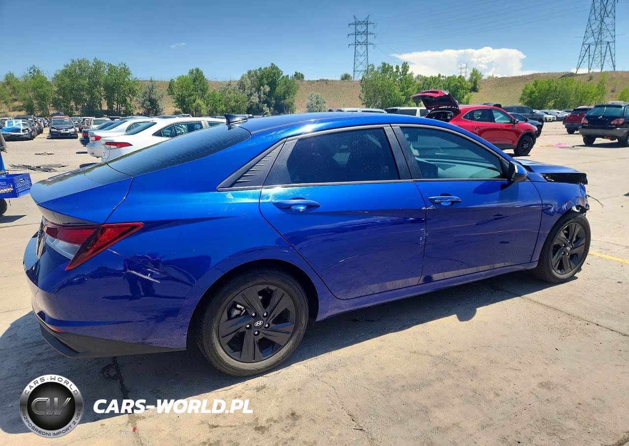 2021 Hyundai Elantra Sel VIN:5NPLM4AGXMH000441 - 3