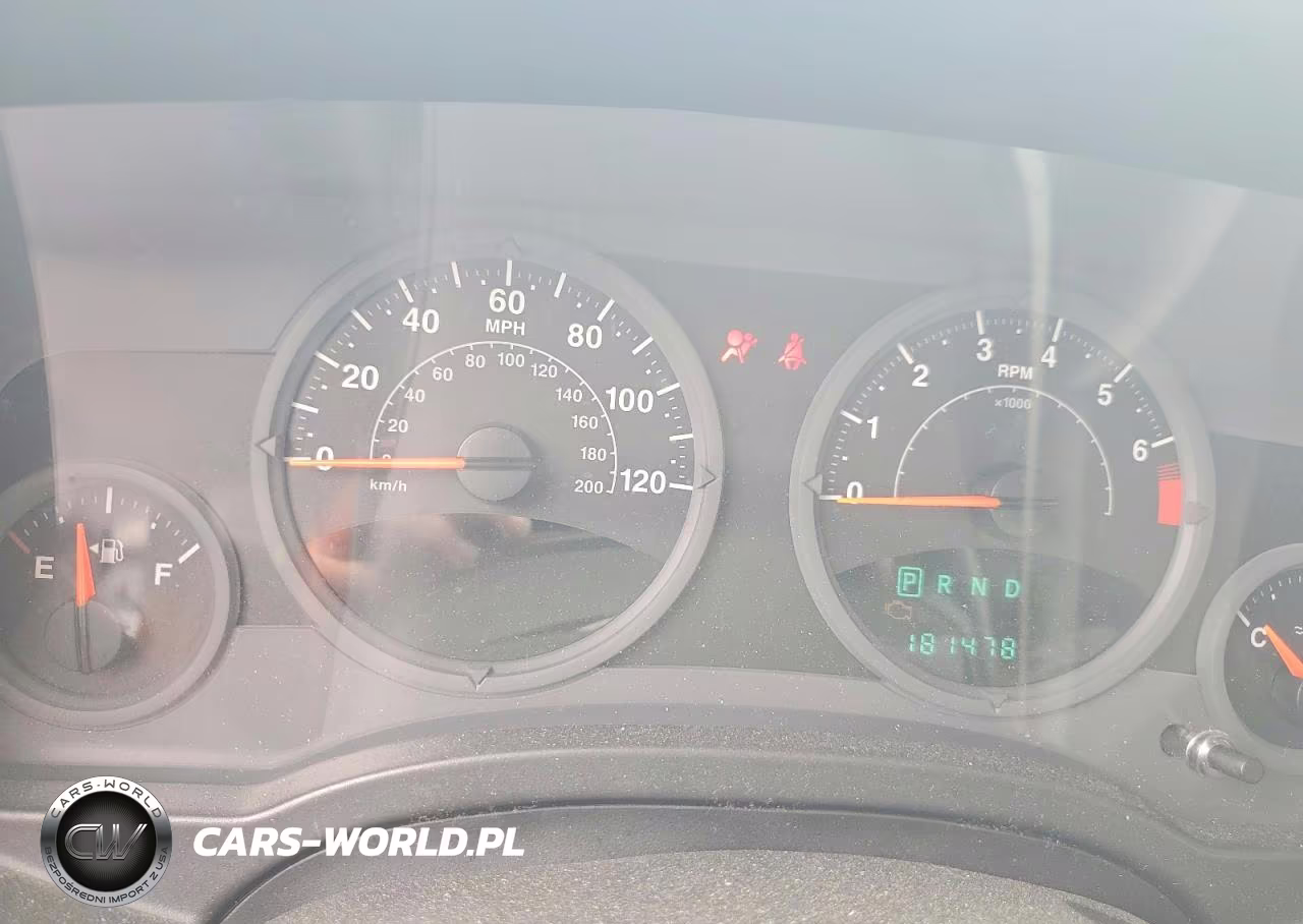 2007 Jeep Compass VIN:1J8FT47W07D216204 - 9