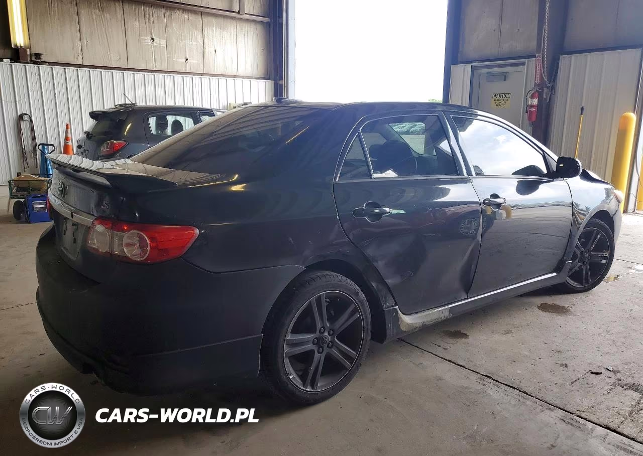 2013 Toyota Corolla S VIN:2T1BU4EE1DC101620 - 3