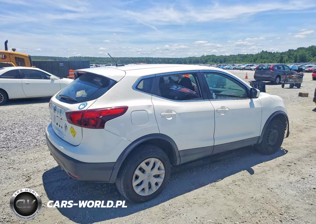 2019 Nissan Rogue Sport S VIN:JN1BJ1CP4KW241437 - 3