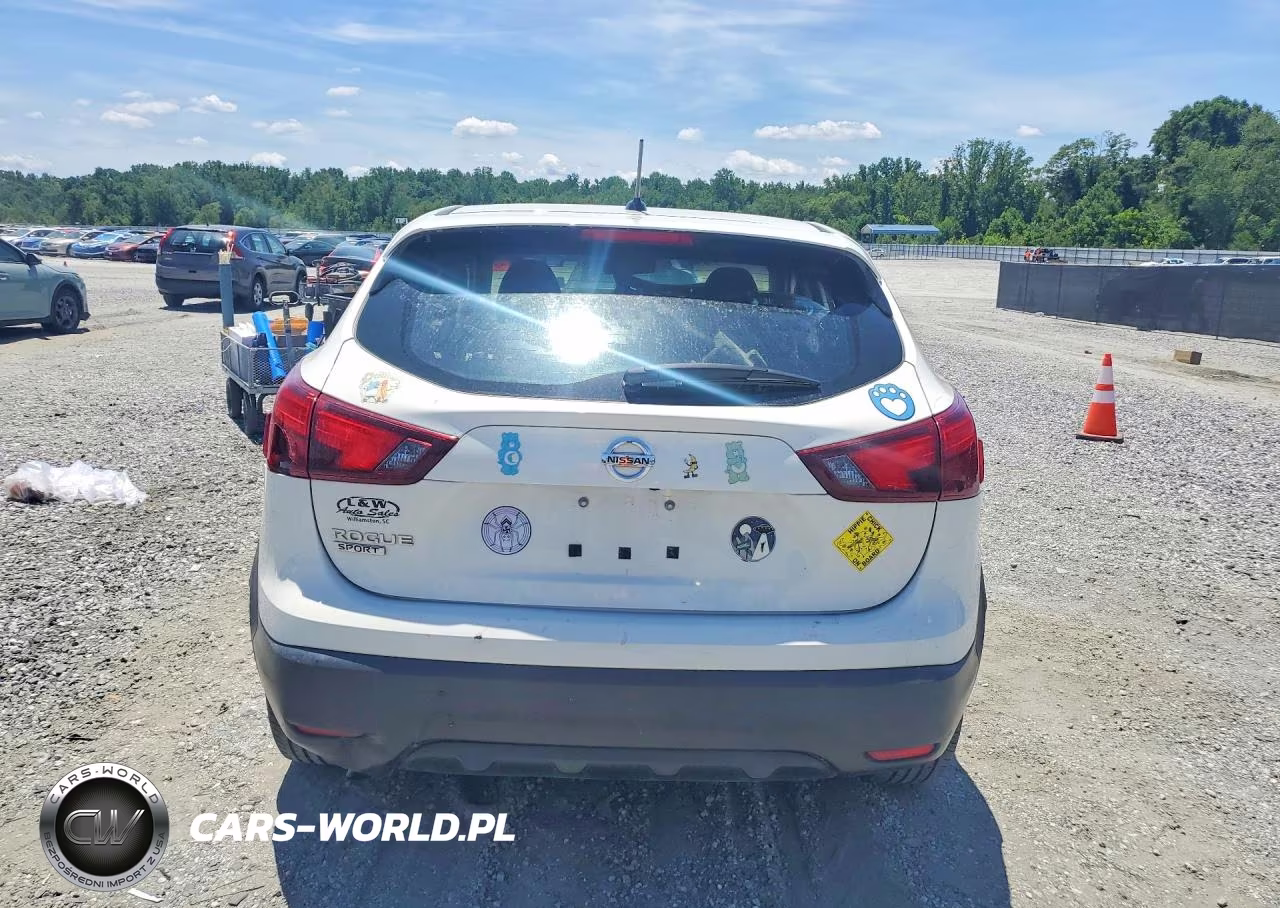 2019 Nissan Rogue Sport S VIN:JN1BJ1CP4KW241437 - 6