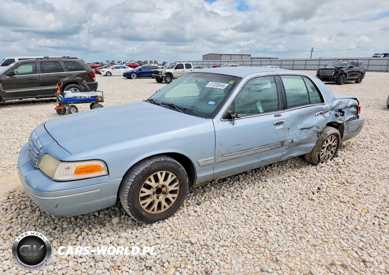 2003 Ford Crown Victoria Lx