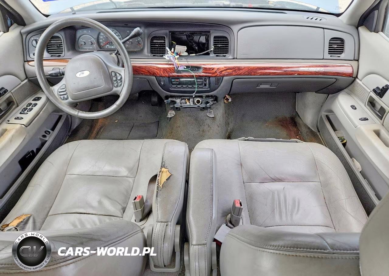 2003 Ford Crown Victoria Lx VIN:2FAFP74W73X130625 - 8