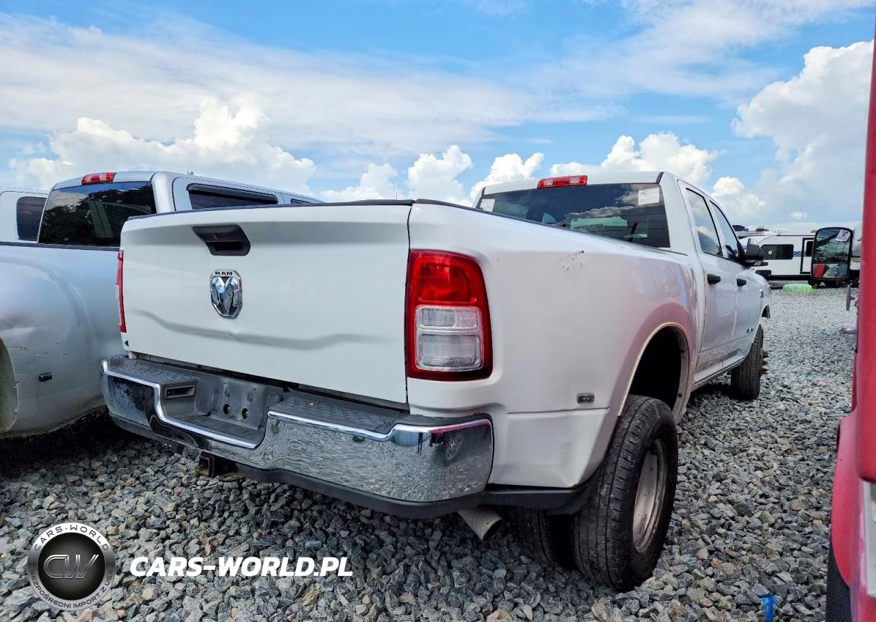 2019 Ram 3500 Tradesman VIN:3C63RPGL9KG667859 - 4