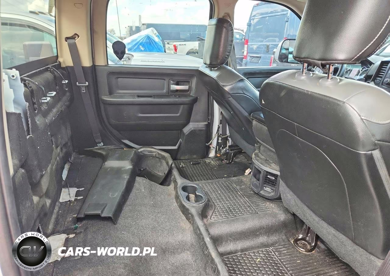 2019 Ram 3500 Tradesman VIN:3C63RPGL9KG667859 - 6
