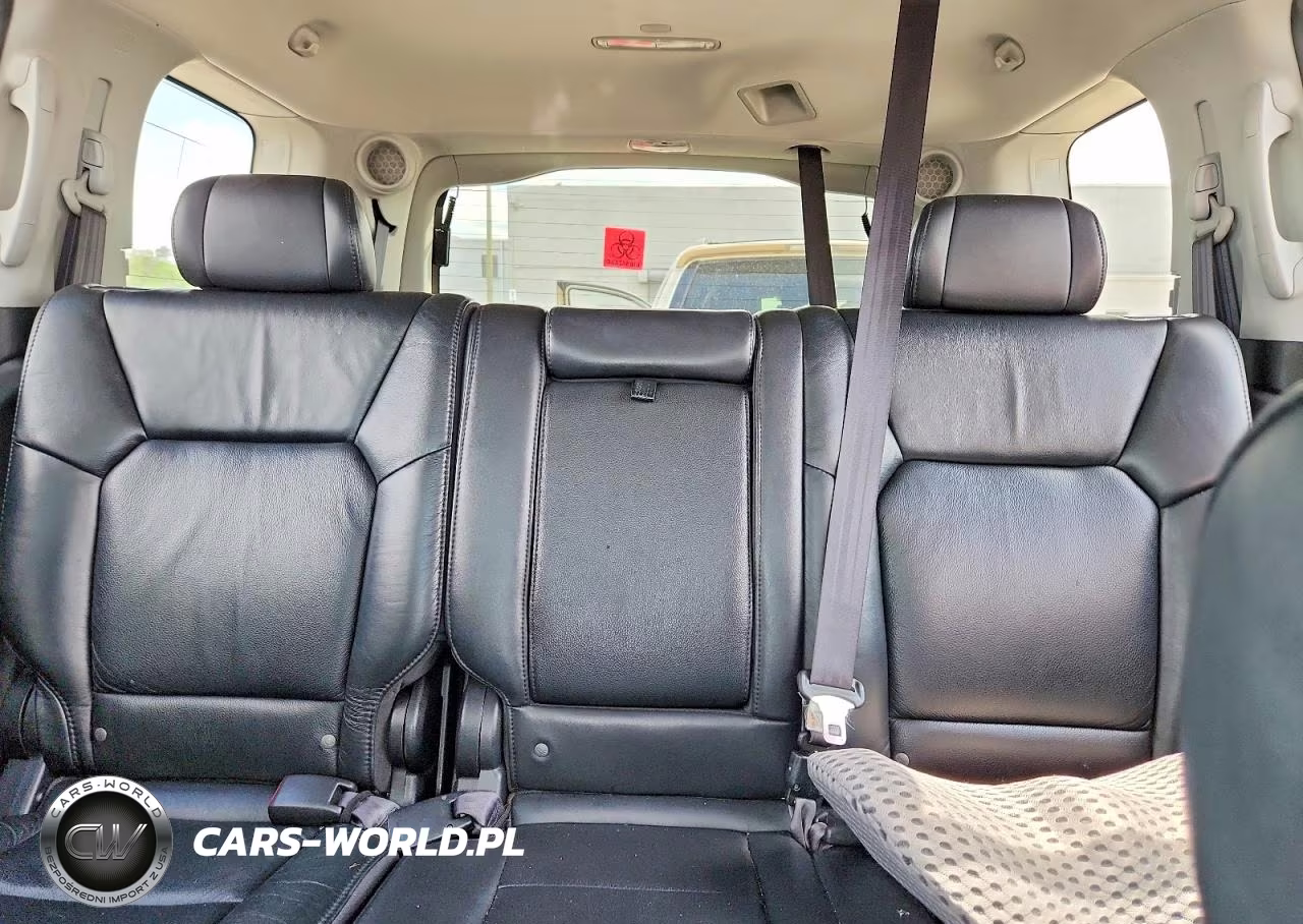 2011 Honda Pilot Touring VIN:5FNYF4H99BB083959 - 10