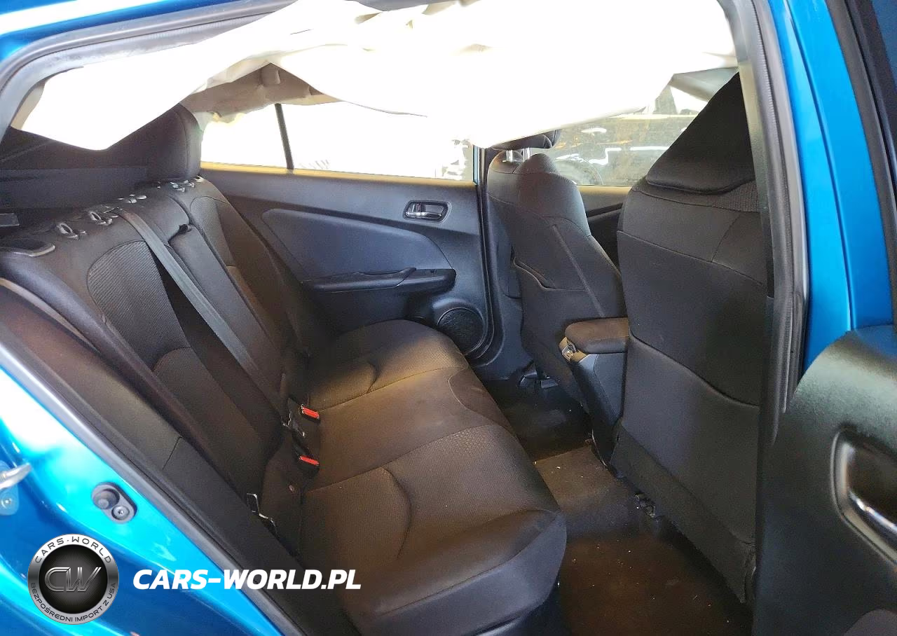 2021 Toyota Prius Le VIN:JTDKAMFU8M3148053 - 10