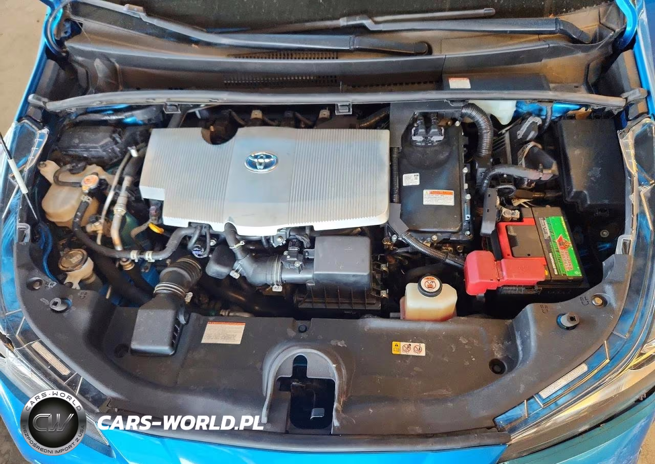 2021 Toyota Prius Le VIN:JTDKAMFU8M3148053 - 11