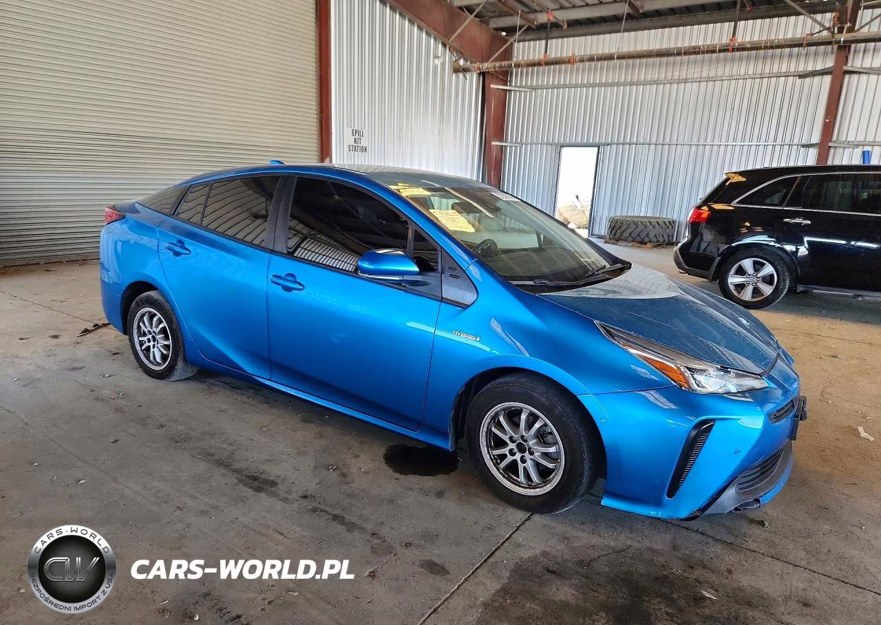 2021 Toyota Prius Le VIN:JTDKAMFU8M3148053 - 4