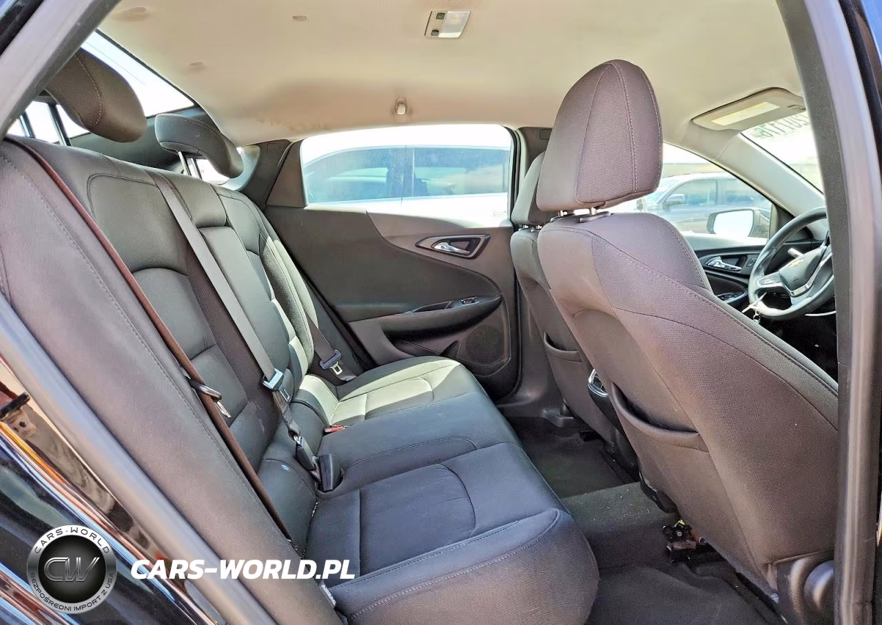 2020 Chevrolet Malibu Lt VIN:1G1ZD5ST6LF104650 - 10