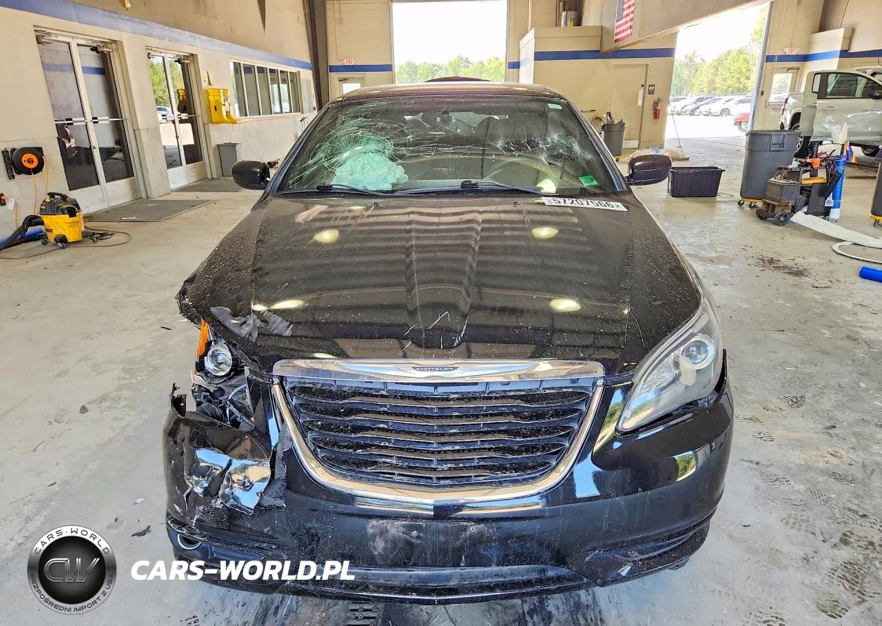 2013 Chrysler 200 S VIN:1C3BCBGG0DN738330 - 5