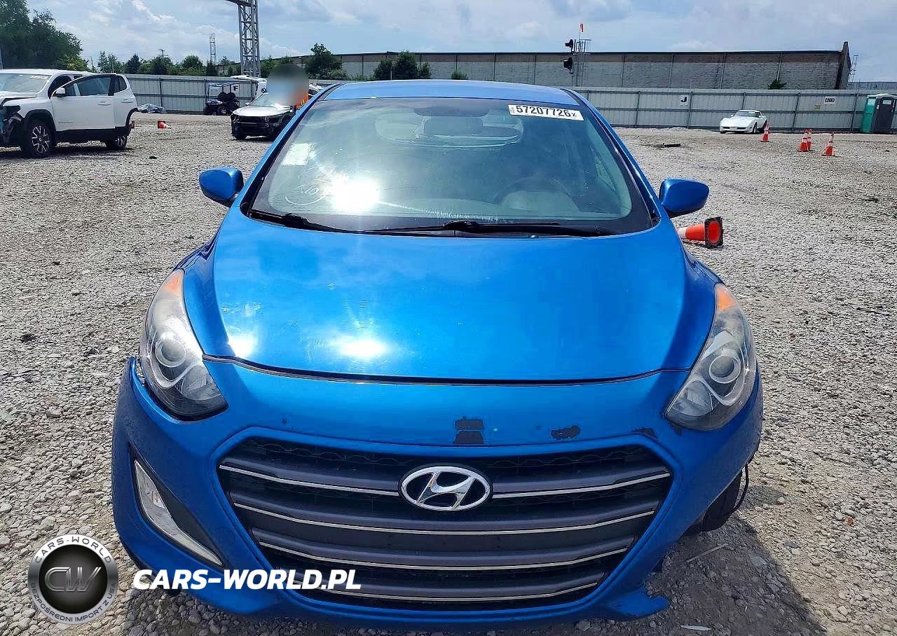 2017 Hyundai Elantra Gt Base VIN:KMHD35LH5HU355138 - 5