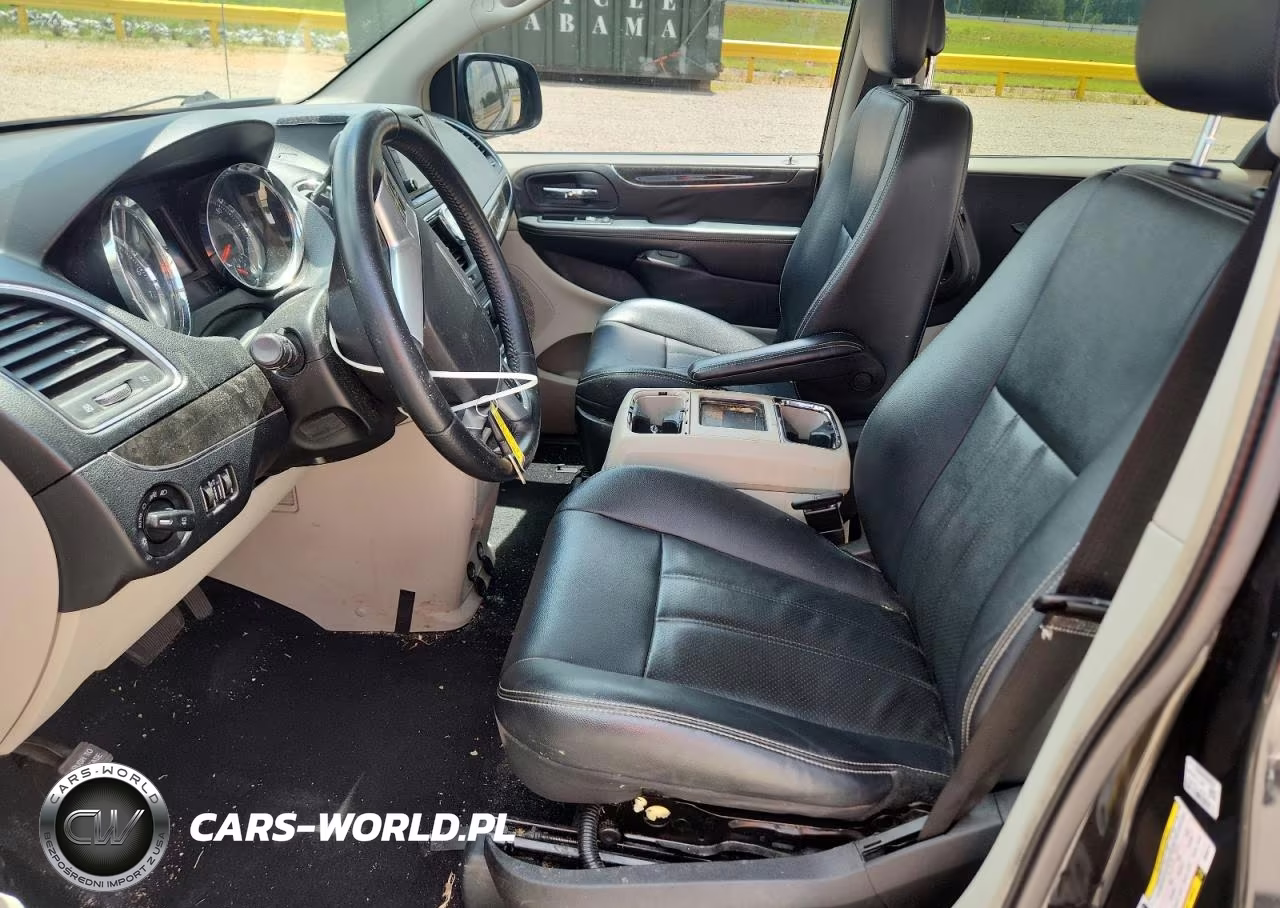 2012 Chrysler Town & Country Touring VIN:2C4RC1BG8CR269775 - 7
