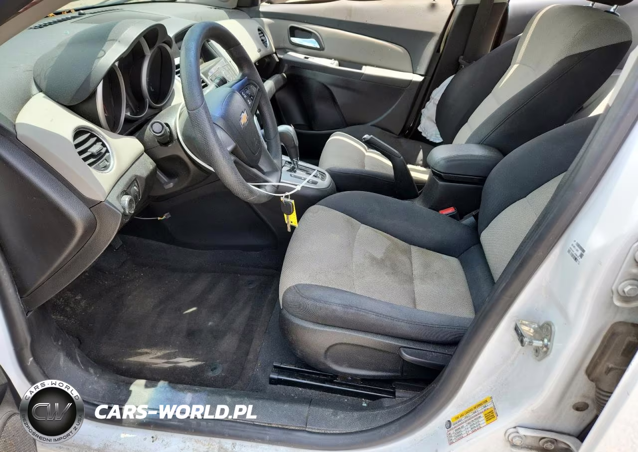 2016 Chevrolet Cruze Limited Ls VIN:1G1PC5SH3G7140690 - 7