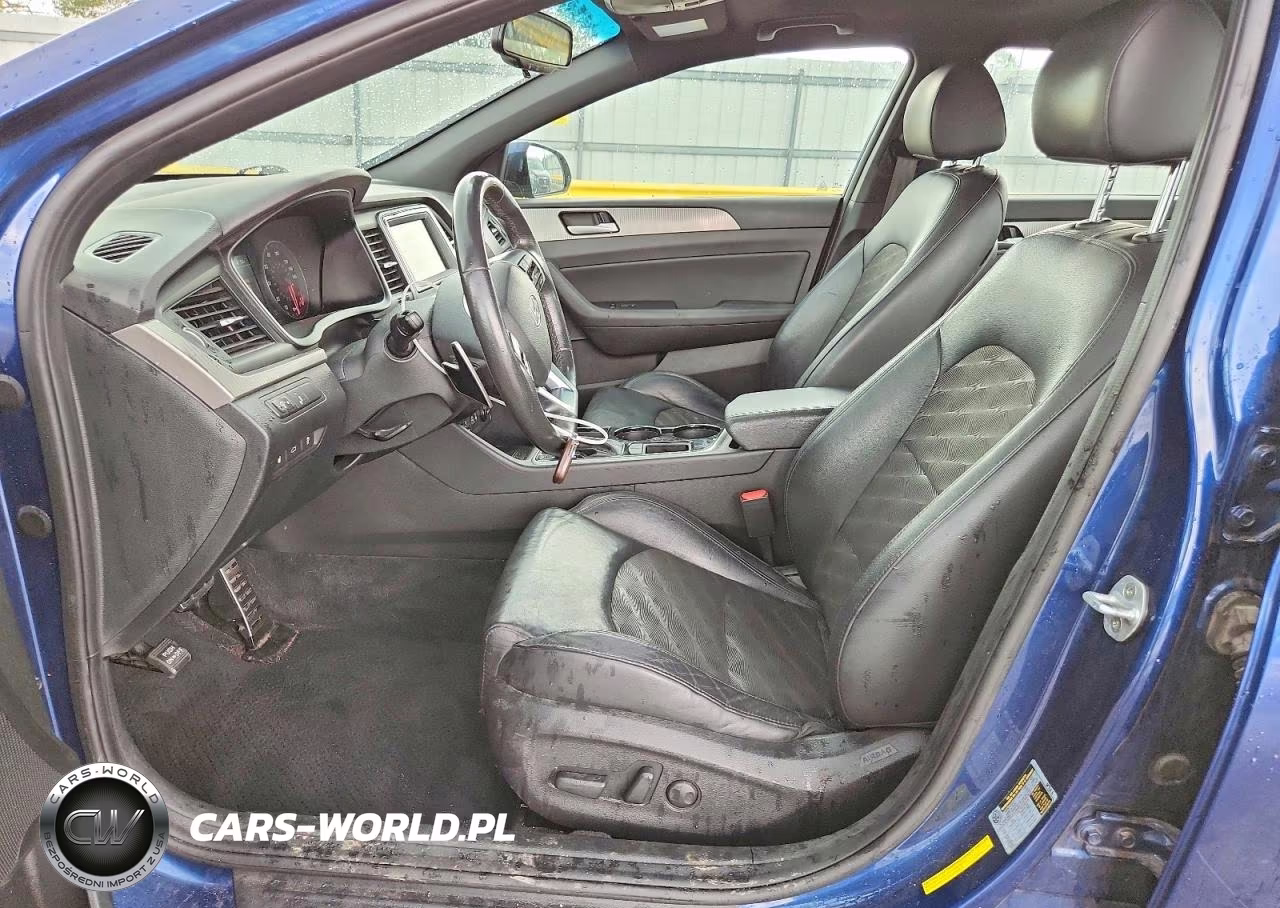 2019 Hyundai Sonata Sport VIN:5NPE34AF7KH811744 - 7