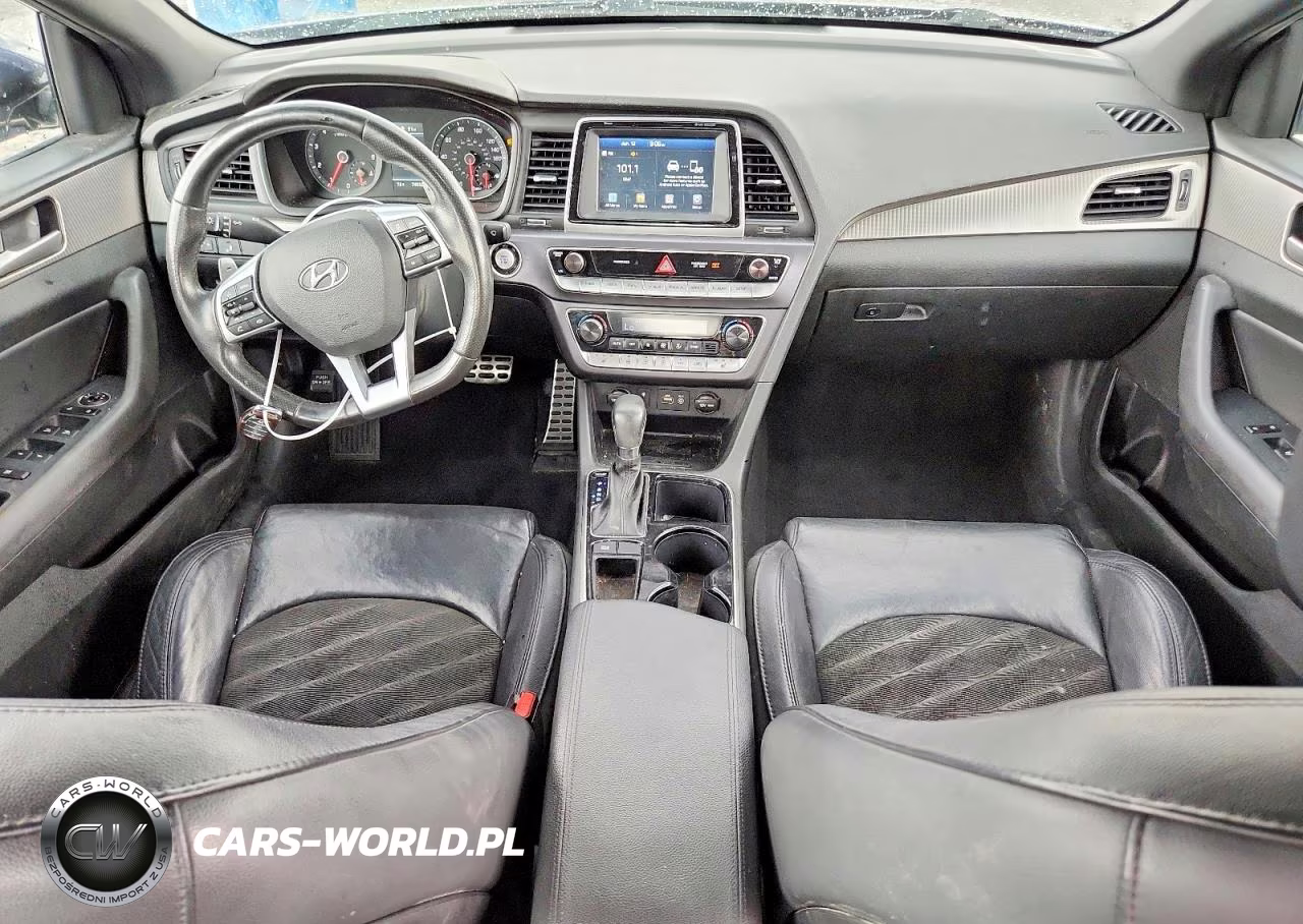 2019 Hyundai Sonata Sport VIN:5NPE34AF7KH811744 - 8