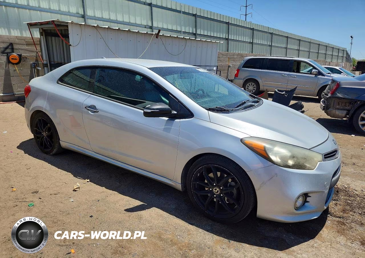 2016 Kia Forte VIN:KNAFZ6A37G5593653 - 4