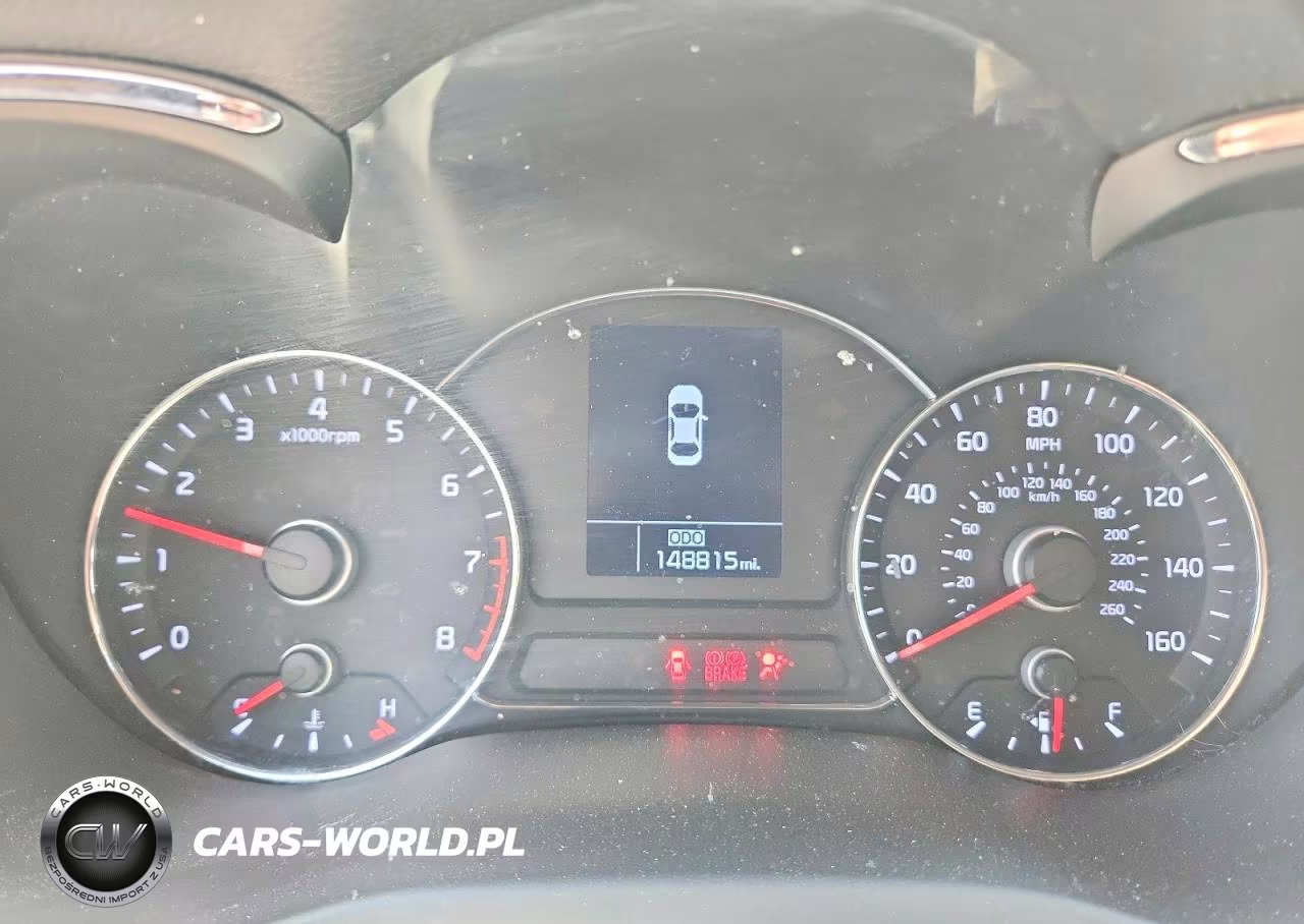 2016 Kia Forte VIN:KNAFZ6A37G5593653 - 9