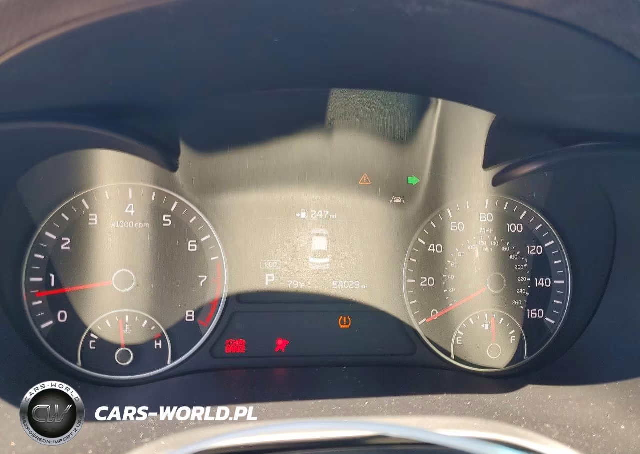 2019 Kia Optima Lx VIN:5XXGT4L33KG348749 - 9
