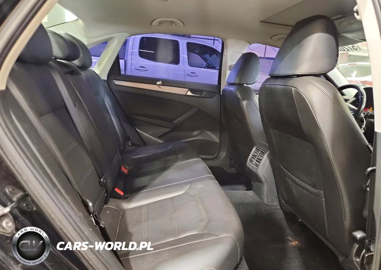 2014 Volkswagen Passat Se VIN:1VWBN7A33EC058490 - 10