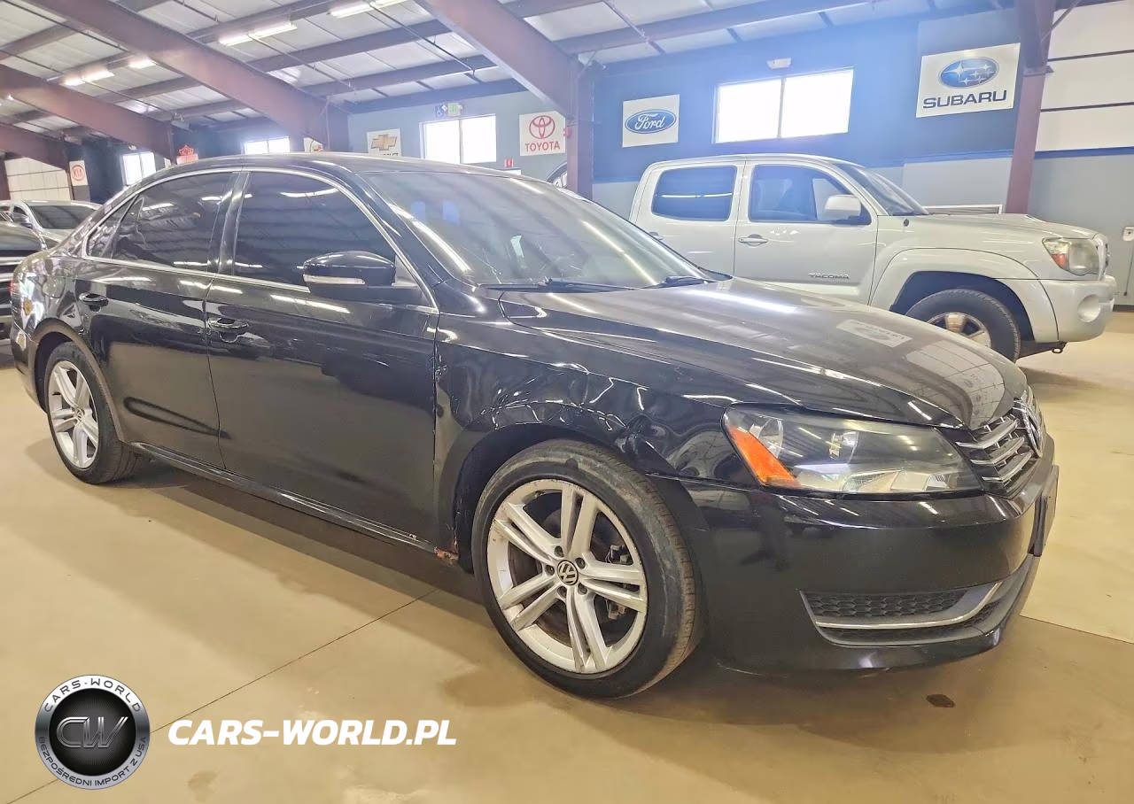 2014 Volkswagen Passat Se VIN:1VWBN7A33EC058490 - 4