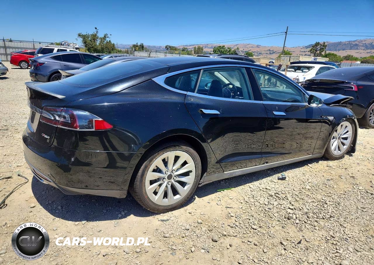 2013 Tesla Model S VIN:5YJSA1DP2DFP26016 - 3