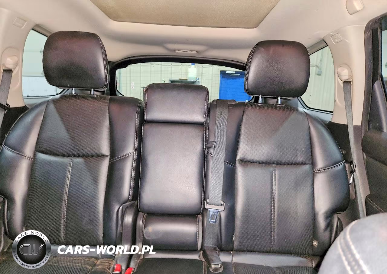 2015 Nissan Pathfinder Platinum VIN:5N1AR2MM3FC632531 - 10