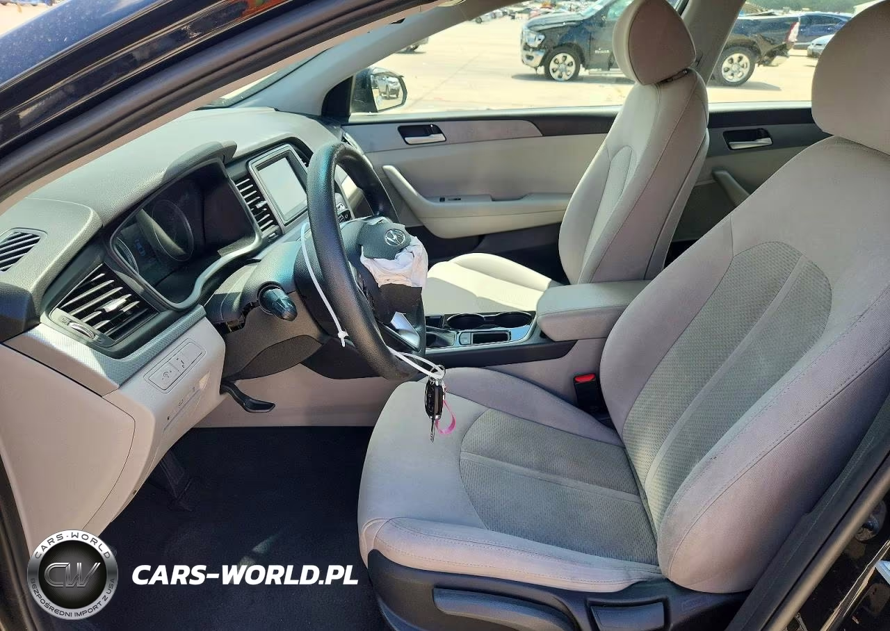 2019 Hyundai Sonata VIN:5NPE24AFXKH796160 - 7