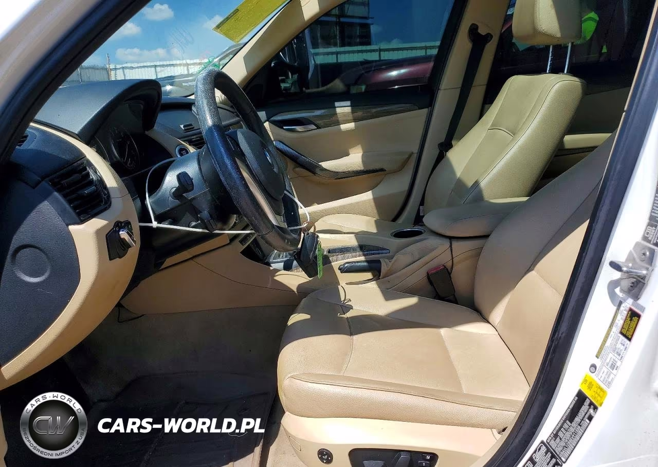 2014 BMW X1 xDrive28I VIN:WBAVL1C56EVY11559 - 7