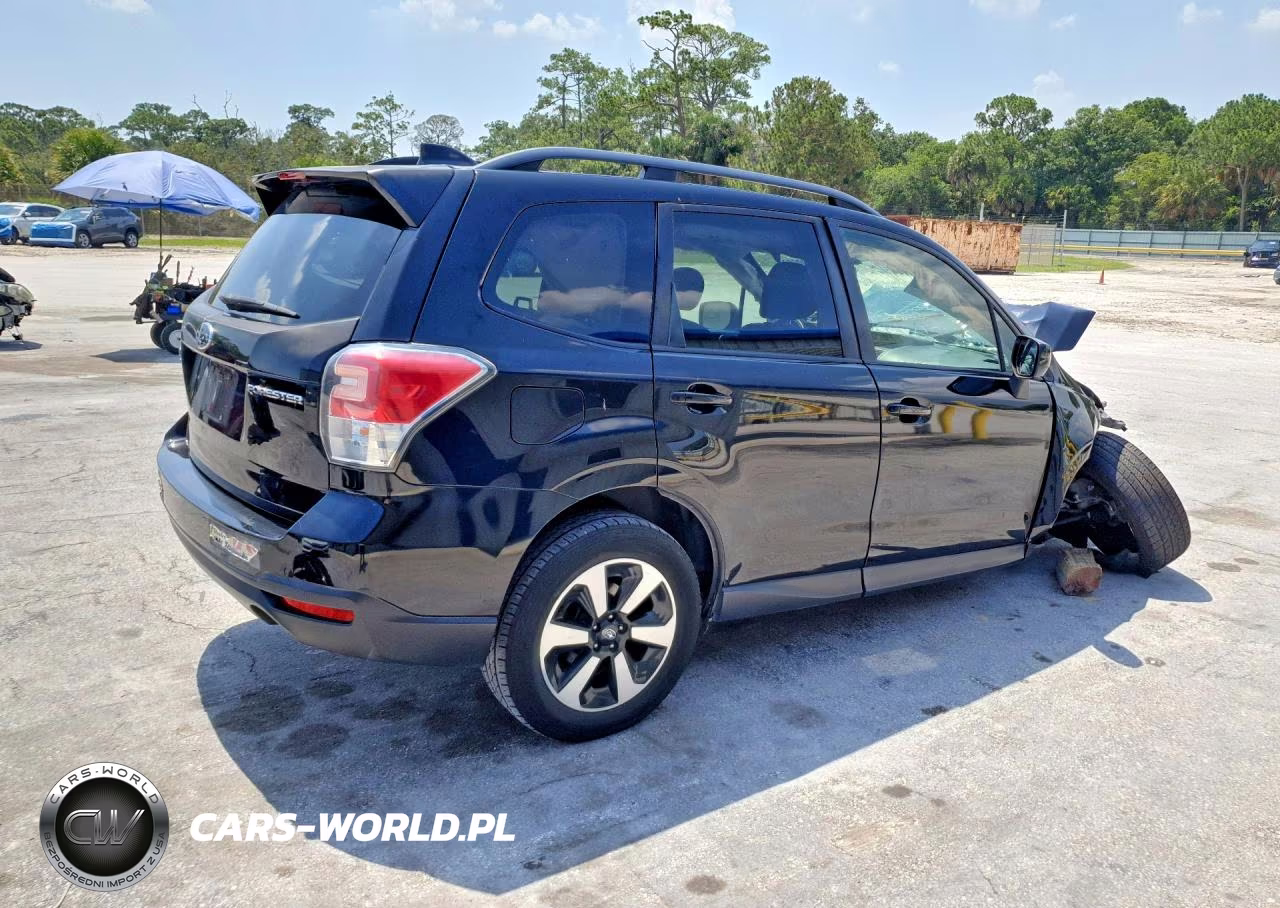 2018 Subaru Forester 2.5I Premium VIN:JF2SJAEC4JH405684 - 3