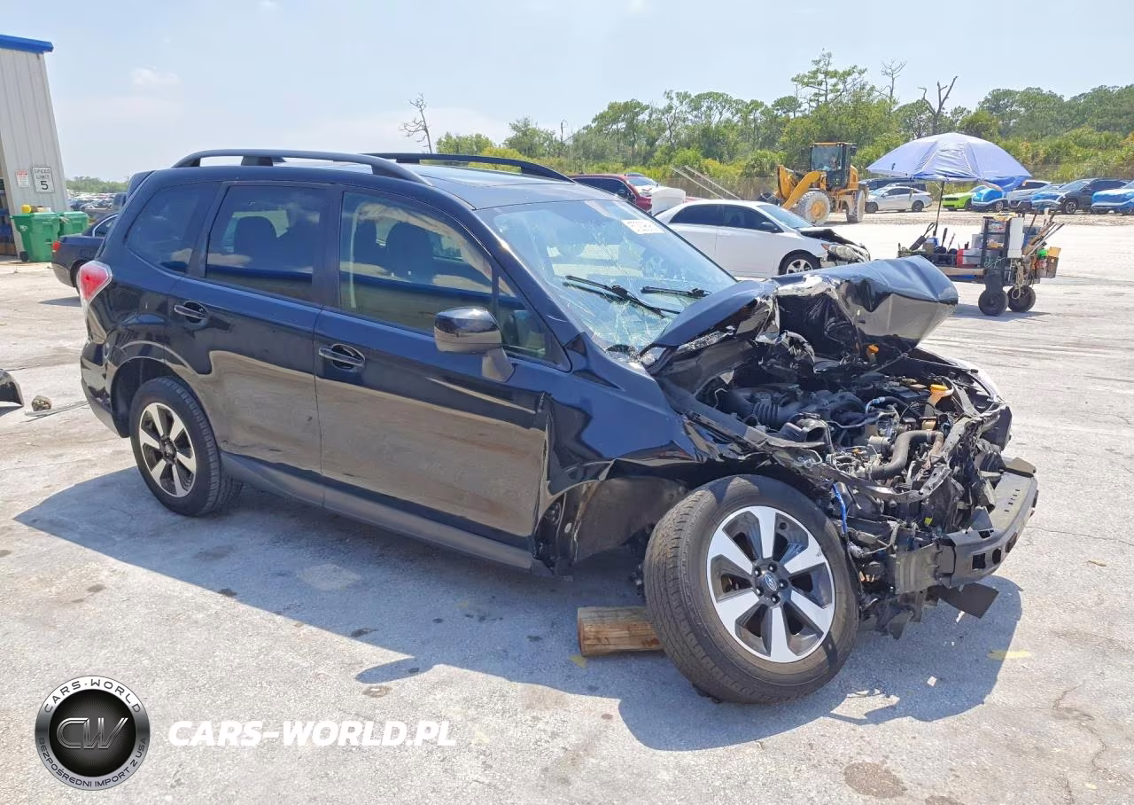 2018 Subaru Forester 2.5I Premium VIN:JF2SJAEC4JH405684 - 4