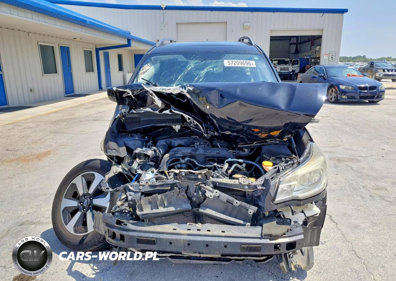 2018 Subaru Forester 2.5I Premium VIN:JF2SJAEC4JH405684 - 5