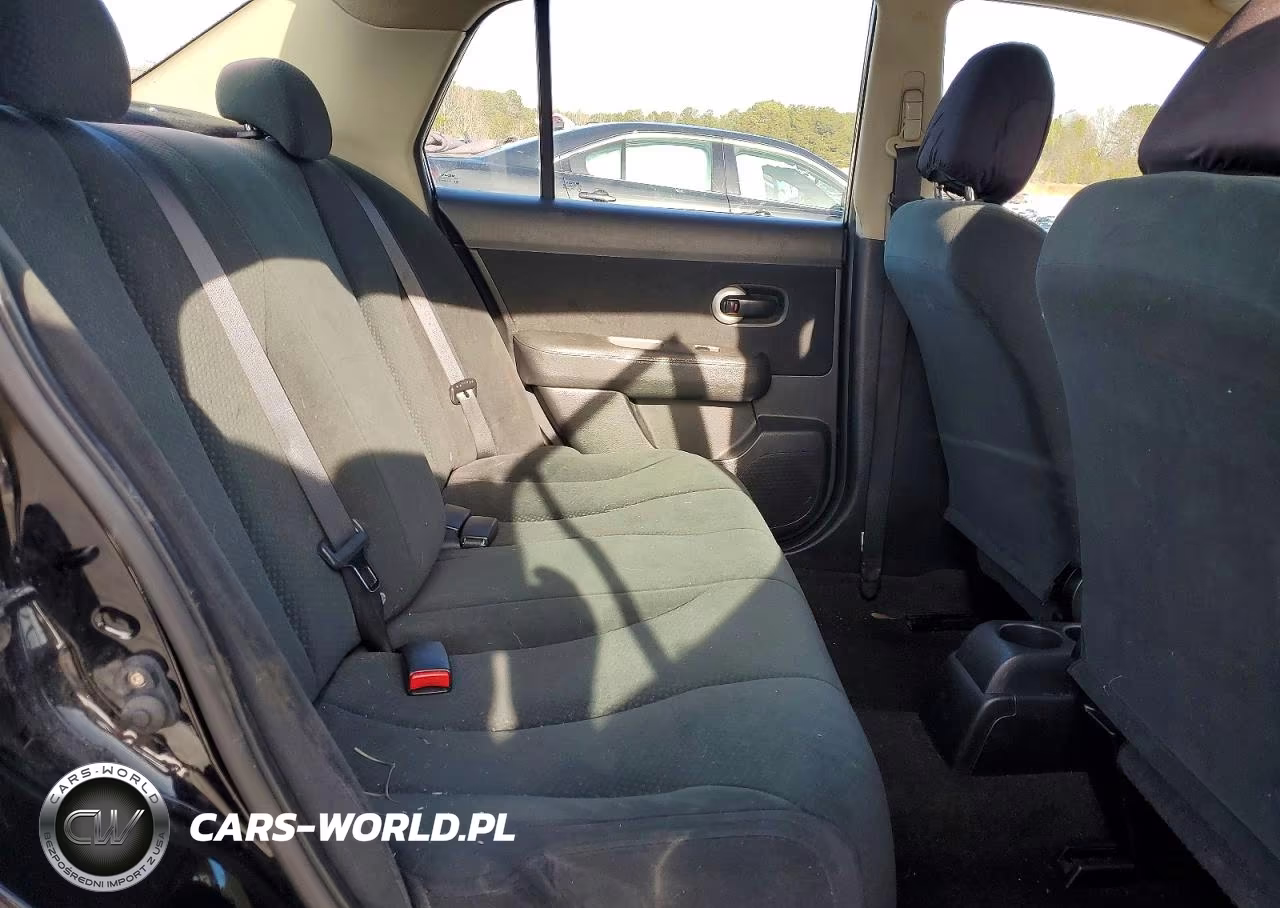 2011 Nissan Versa S VIN:3N1BC1AP5BL424218 - 10