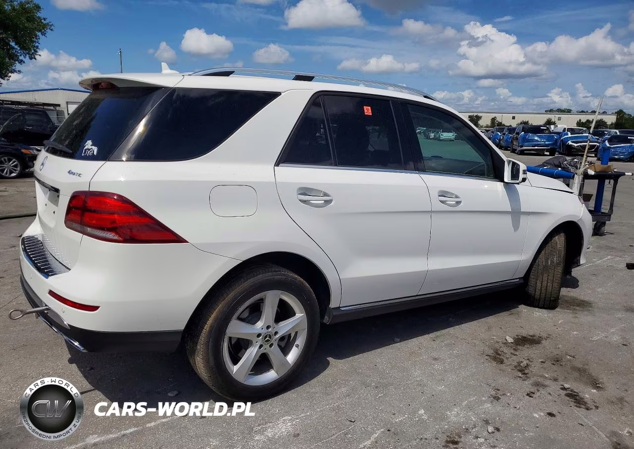 2018 Mercedes-Benz Gle 350 4Matic VIN:4JGDA5HB9JB070275 - 3