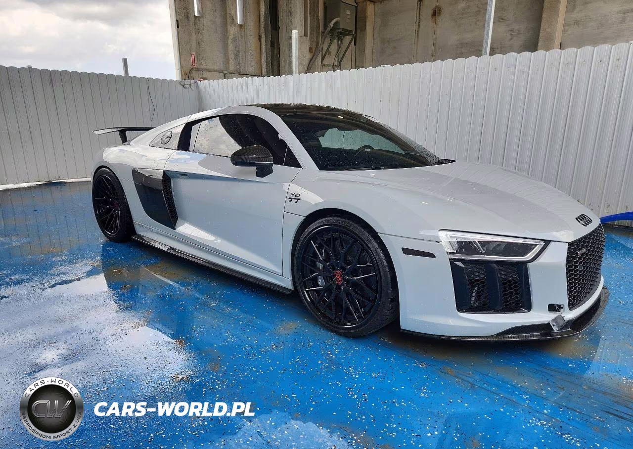 2017 Audi R8 5.2 Plus Quattro VIN:WUAKBAFXXH7903954 - 4