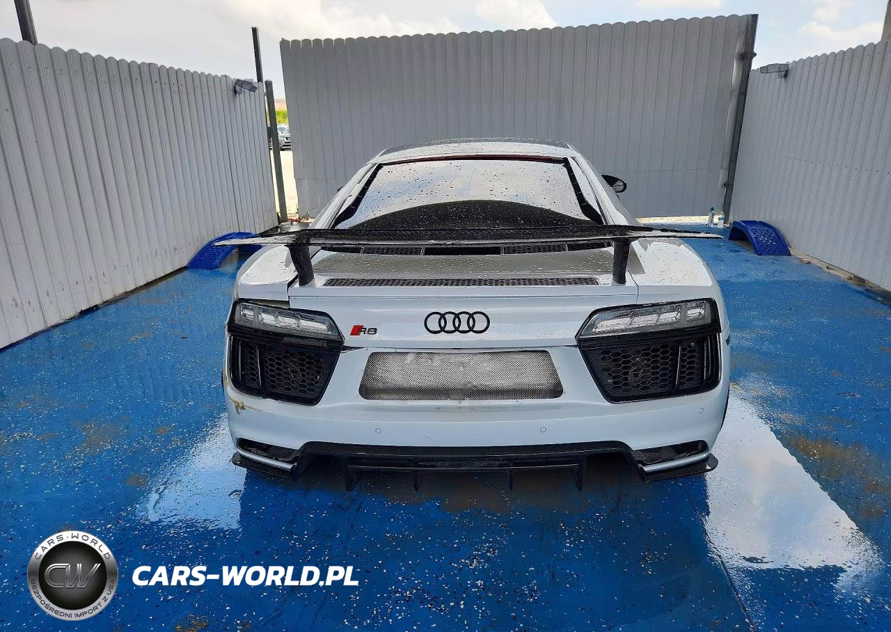 2017 Audi R8 5.2 Plus Quattro VIN:WUAKBAFXXH7903954 - 6