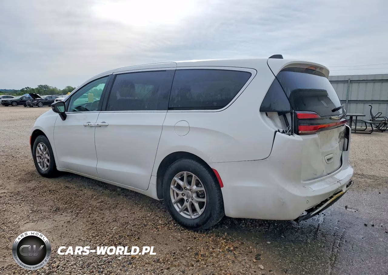 2024 Chrysler Pacifica Touring L VIN:2C4RC1BG9RR119666 - 2