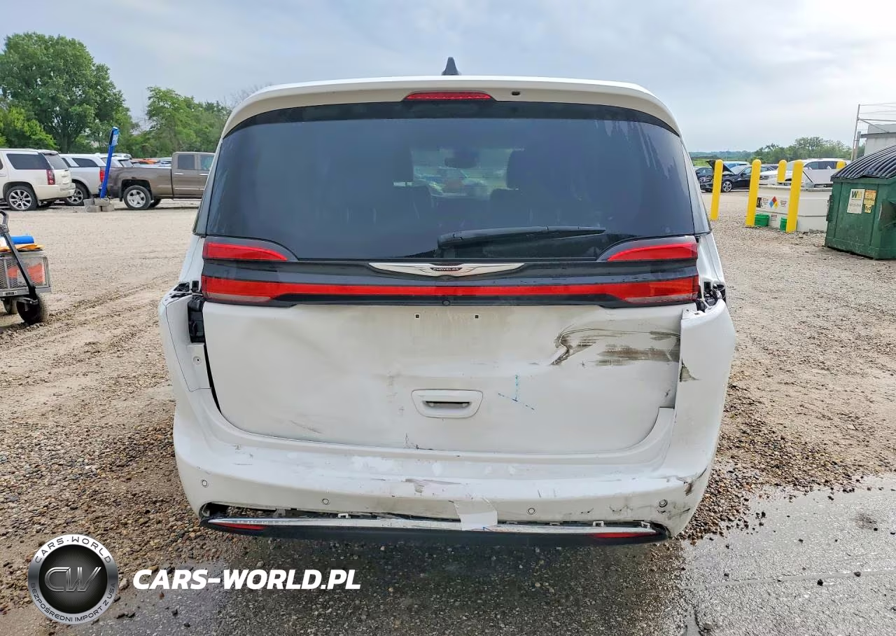 2024 Chrysler Pacifica Touring L VIN:2C4RC1BG9RR119666 - 6
