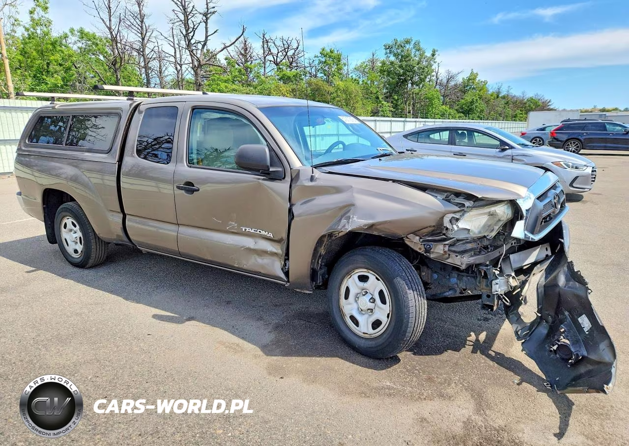 2015 Toyota Tacoma Access Cab VIN:5TFTX4CN5FX053719 - 4
