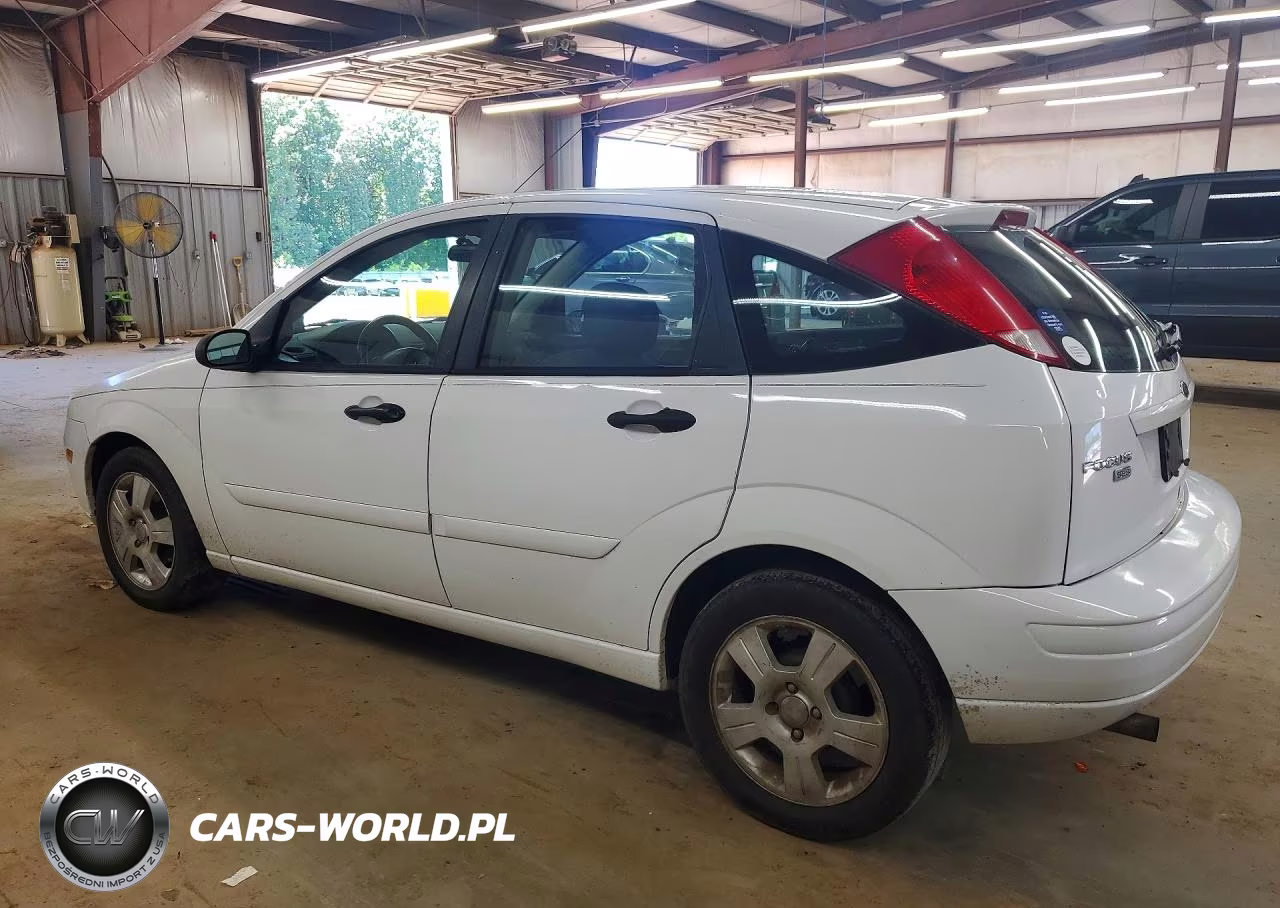 2005 Ford Focus Zx5 VIN:3FAFP37N05R141687 - 2