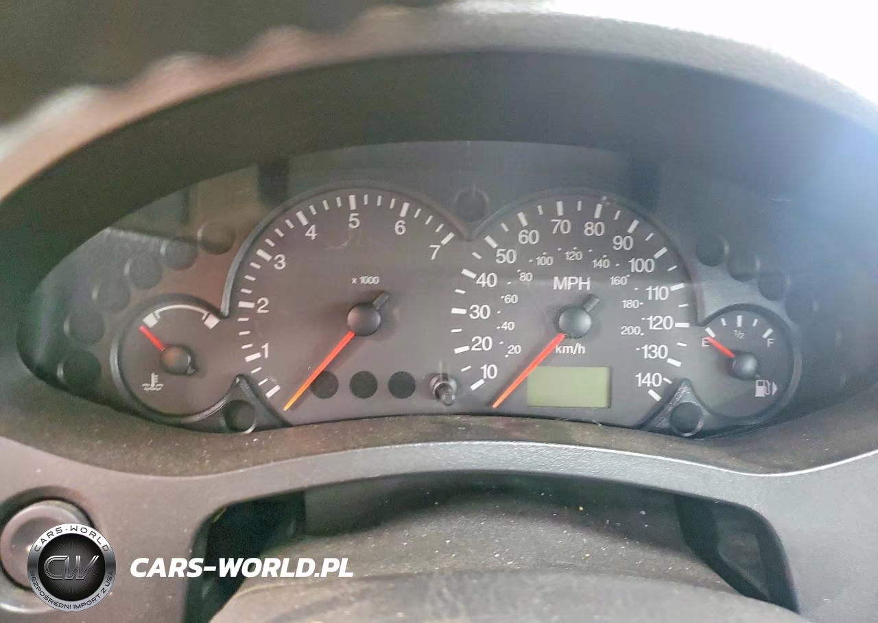 2005 Ford Focus Zx5 VIN:3FAFP37N05R141687 - 9