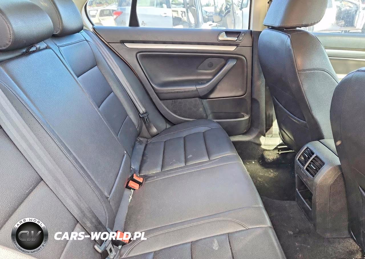 2010 Volkswagen Jetta Se VIN:3VWRZ7AJ4AM111191 - 10