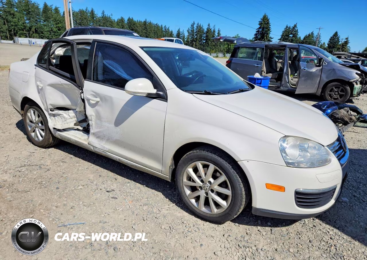 2010 Volkswagen Jetta Se VIN:3VWRZ7AJ4AM111191 - 4