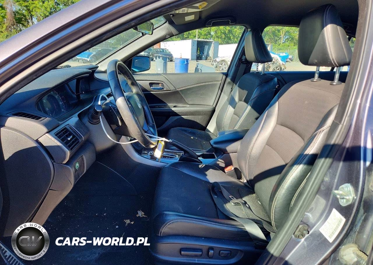 2016 Honda Accord Sport VIN:1HGCR2F59GA035739 - 7