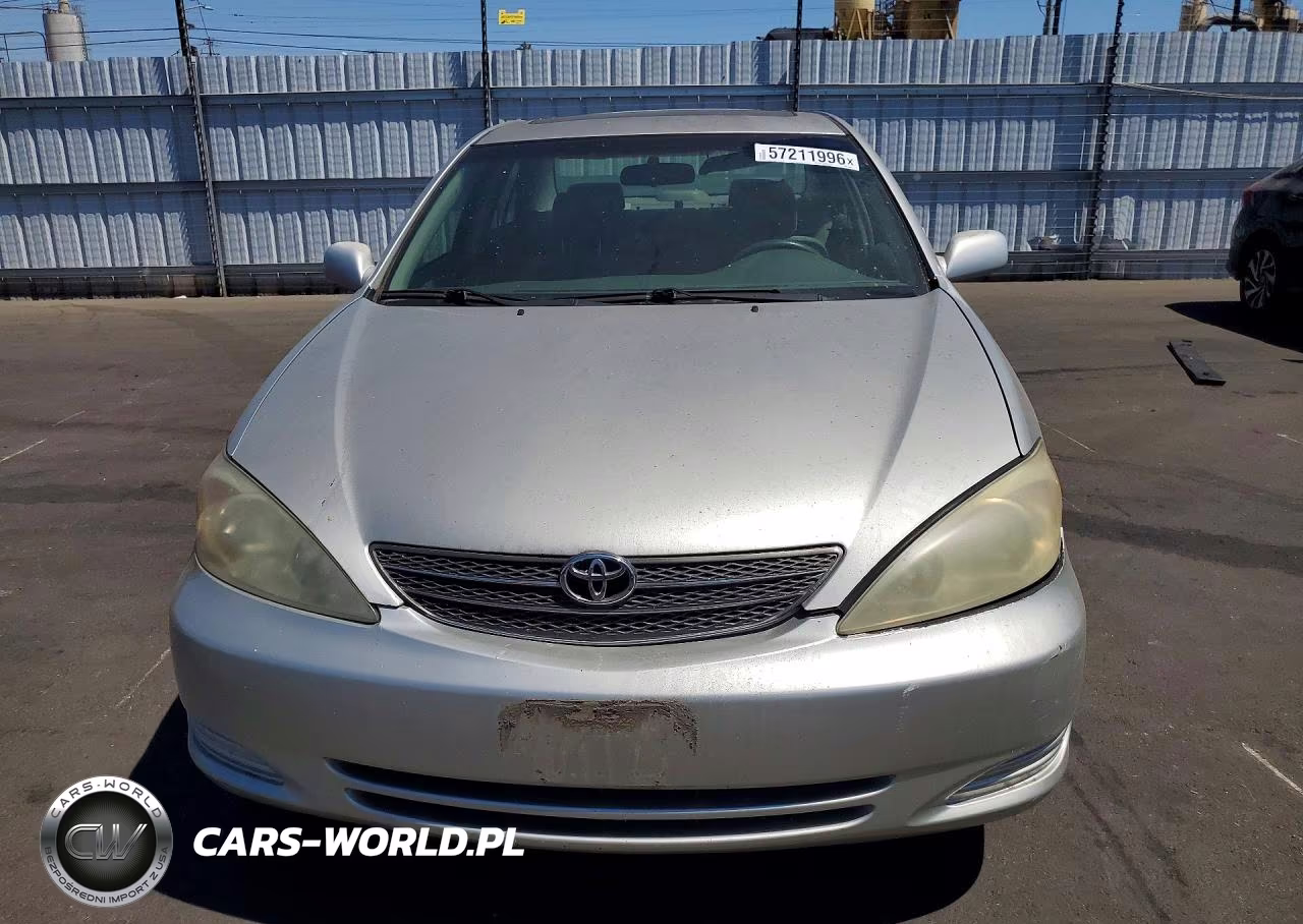 2002 Toyota Camry VIN:JTDBE32K920109781 - 5