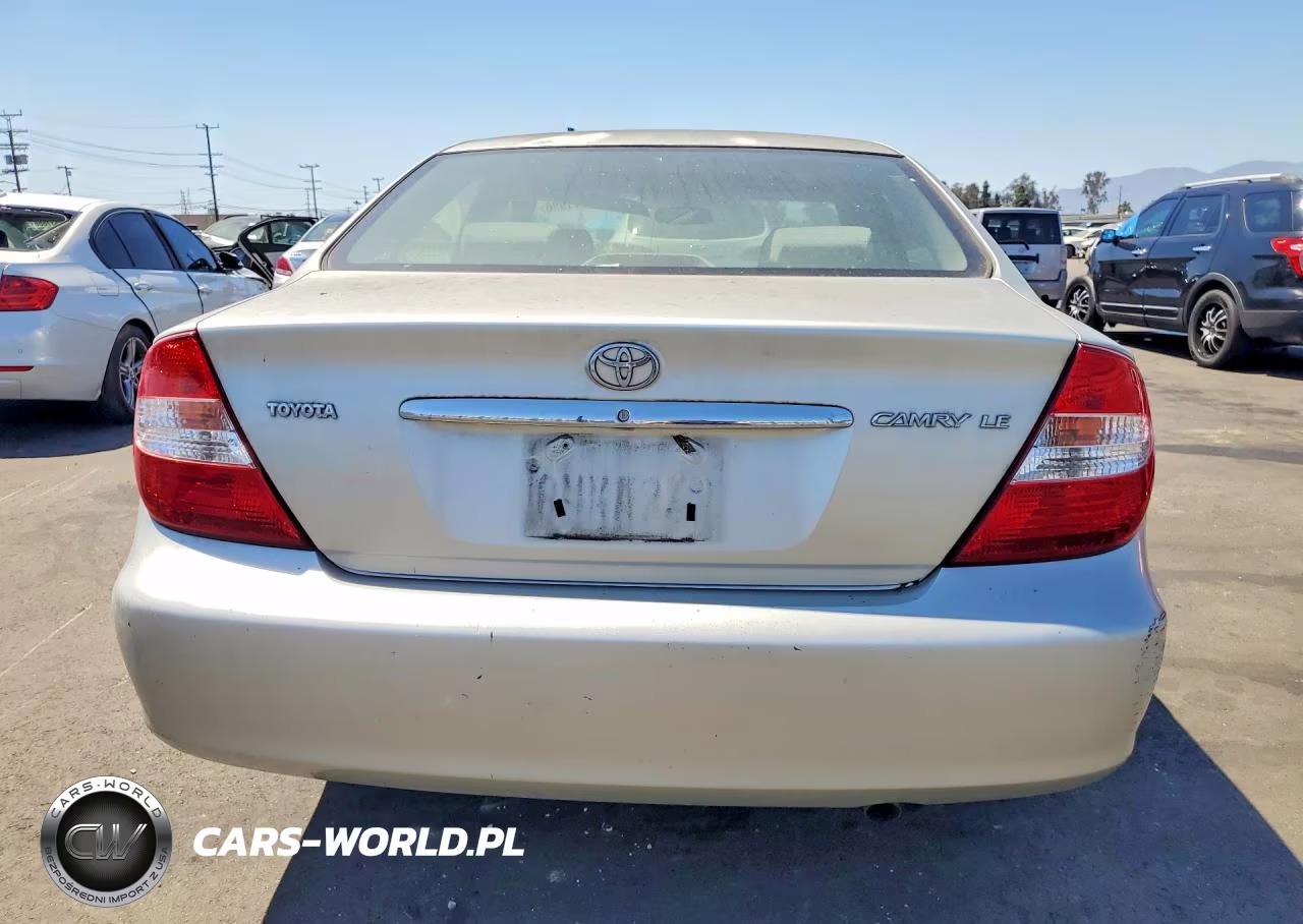 2002 Toyota Camry VIN:JTDBE32K920109781 - 6