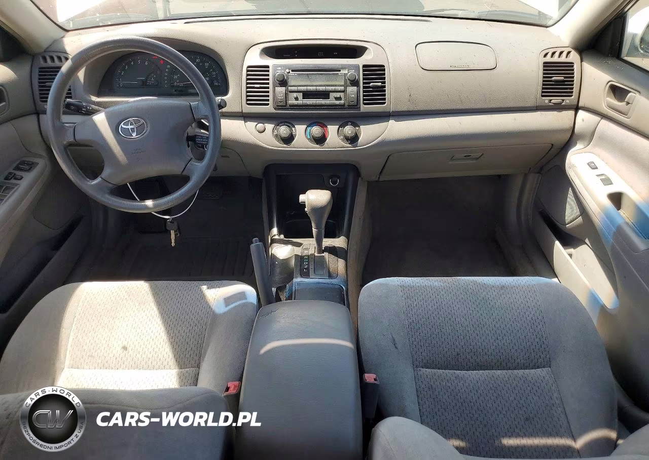 2002 Toyota Camry VIN:JTDBE32K920109781 - 8